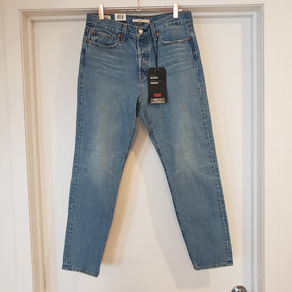 NEW WITH TAG - LEVI'S Premium Wedgie T28 - Picture 2 of 12